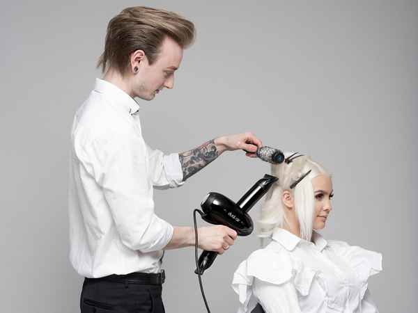 How to safely and efficiently blow-dry with the Dual Air T1 professional blow-dryer